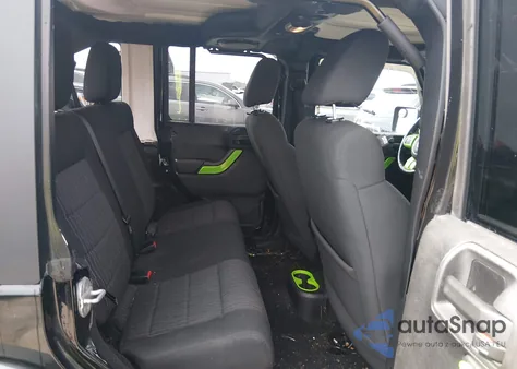 2012 Jeep Wrangler Unlimited Sport z USA, uszkodzony, nr VIN 1C4HJWDG8CL251927